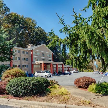 Cherokee Grand Hotel Екстериор снимка