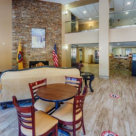 Cherokee Grand Hotel Екстериор снимка
