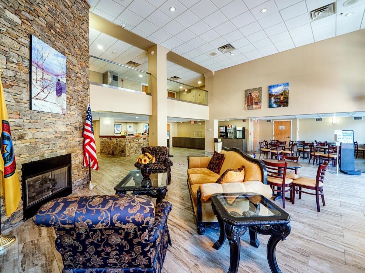 Cherokee Grand Hotel Екстериор снимка