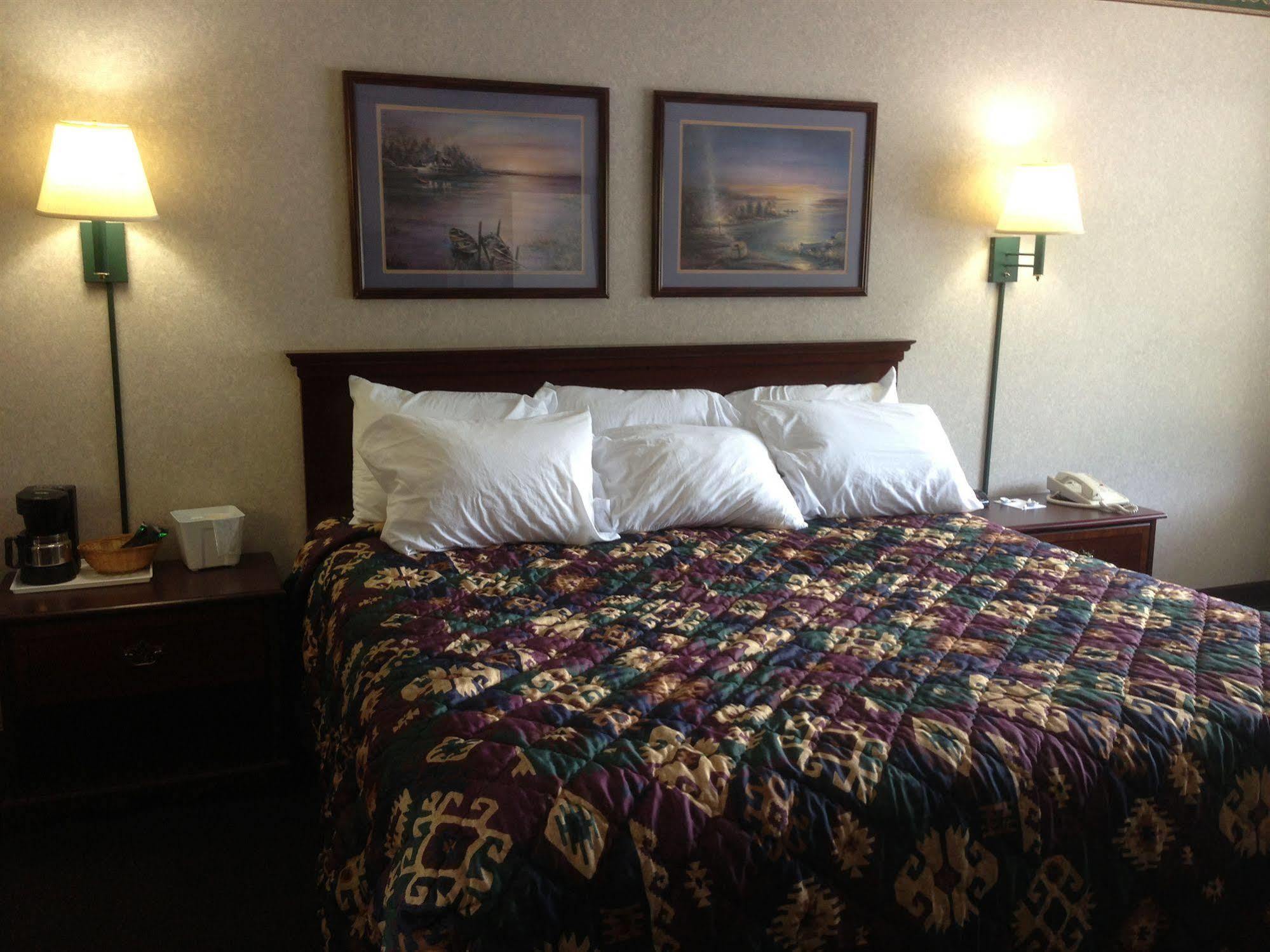 Cherokee Grand Hotel Екстериор снимка